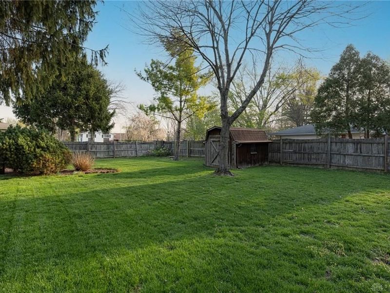 7850 Raintree Road, Centerville, OH 45459 Photo 31