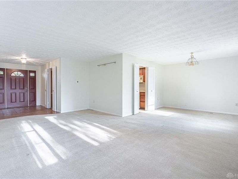 7850 Raintree Road, Centerville, OH 45459 Photo 5