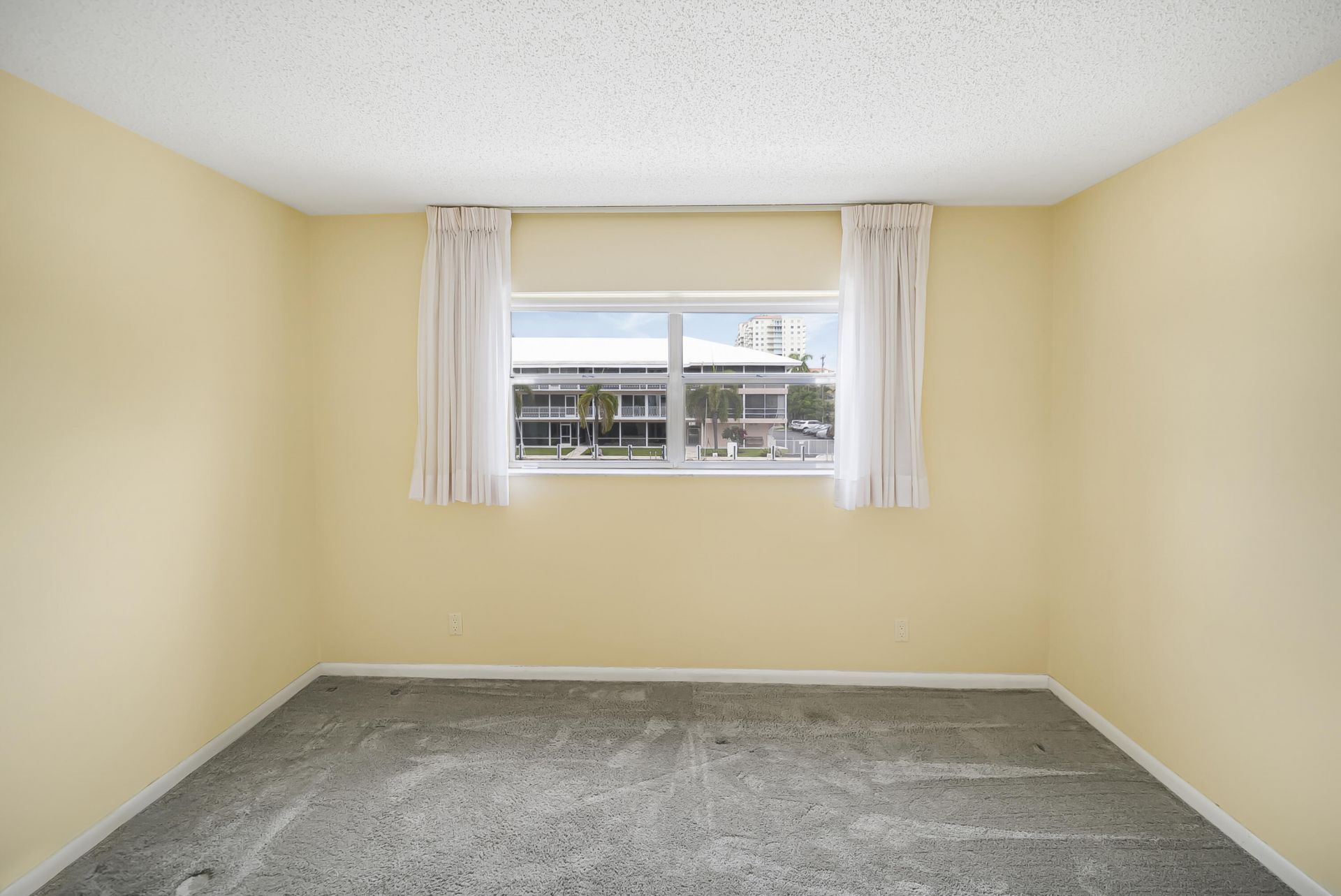 3105 NE 28th Street, Unit 2b, Fort Lauderdale, FL 33308 Photo