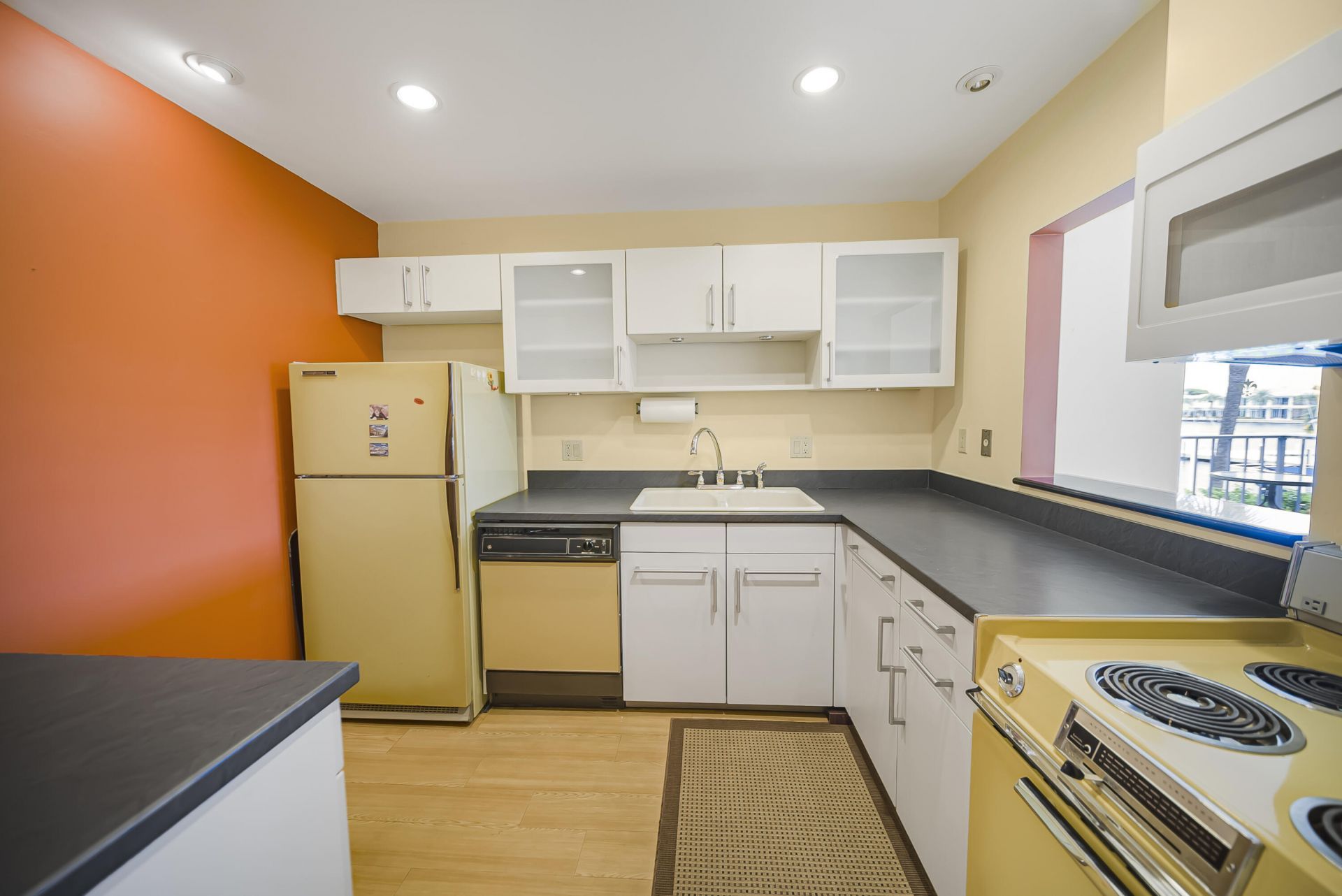 3105 NE 28th Street, Unit 2b, Fort Lauderdale, FL 33308 Photo