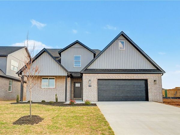 6705 High Meadow Boulevard , Bentonville, AR 72713