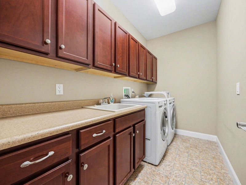 1013 Reigh Count Drive, Union, KY 41091 Photo 14