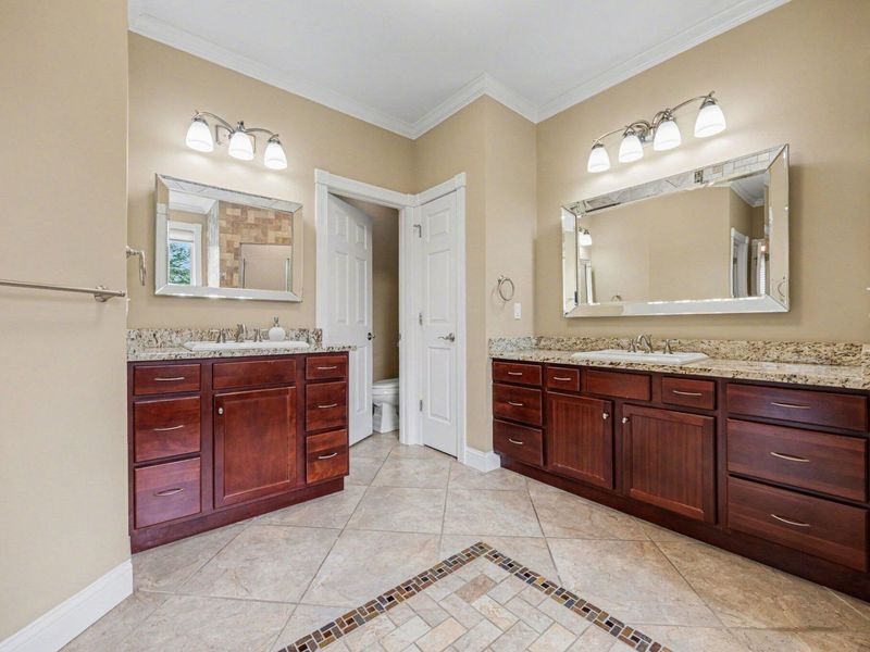 1013 Reigh Count Drive, Union, KY 41091 Photo 16