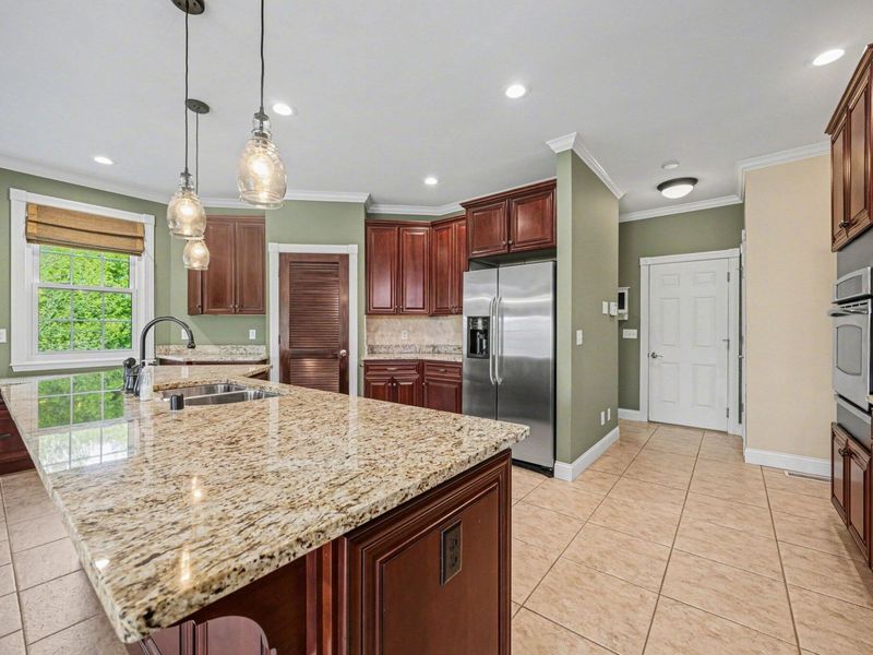 1013 Reigh Count Drive, Union, KY 41091 Photo 8