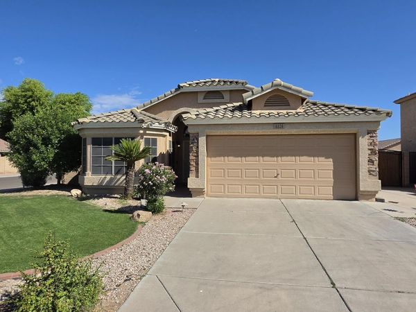 6328 W FLORENCE Avenue, Phoenix, AZ 85043