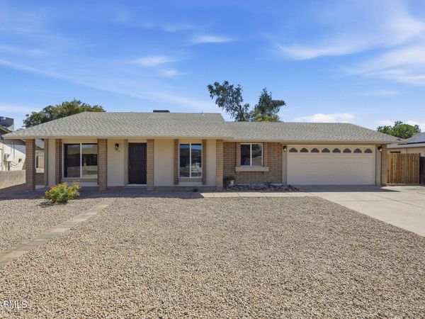 1327 W PIUTE Avenue, Phoenix, AZ 85027