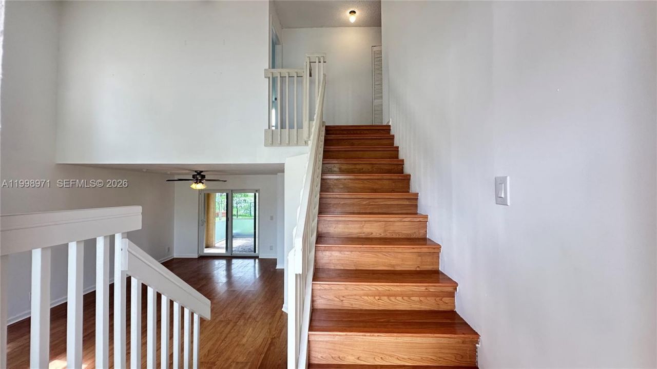 1141 Scarborough Dr , Davie, FL 33324 Photo