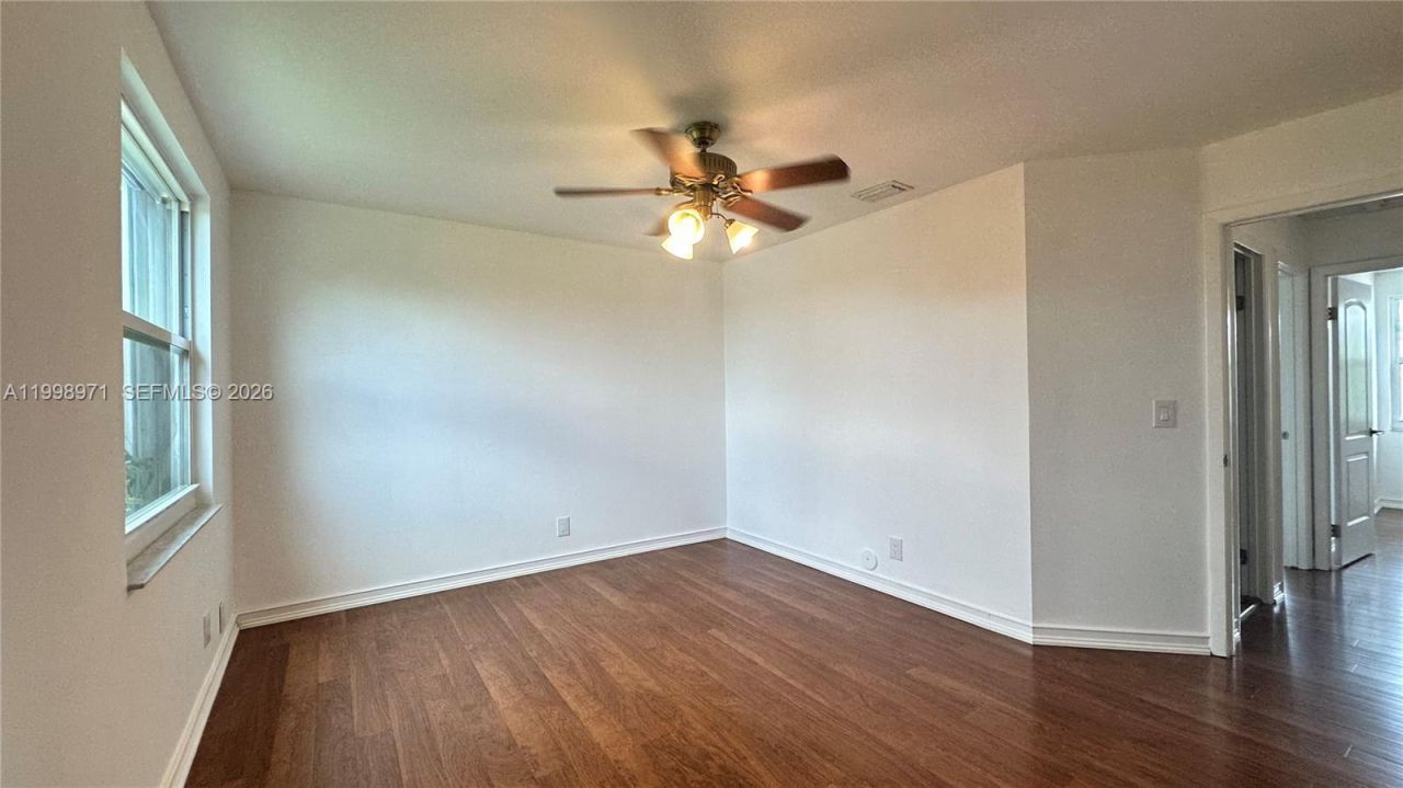 1141 Scarborough Dr , Davie, FL 33324 Photo