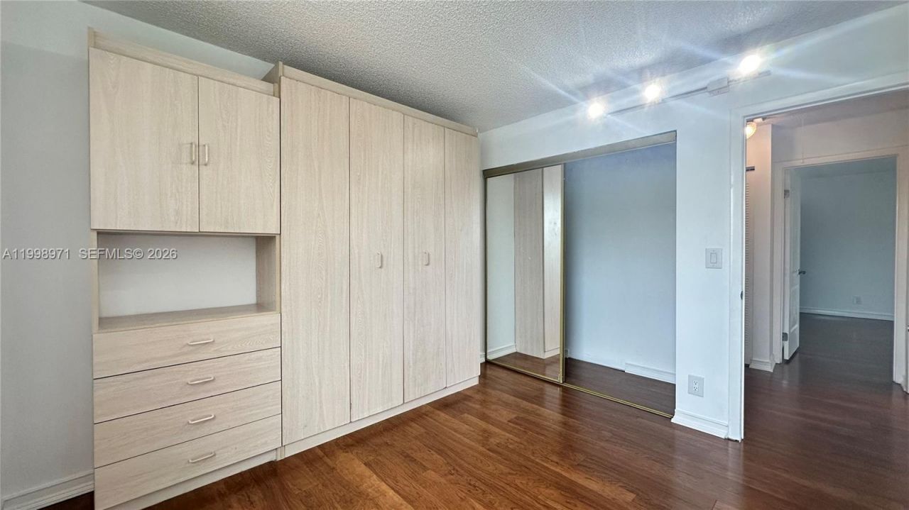 1141 Scarborough Dr , Davie, FL 33324 Photo