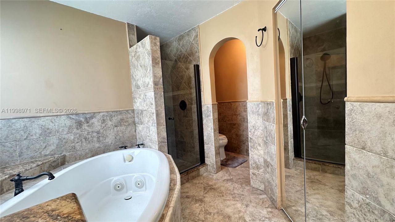 1141 Scarborough Dr , Davie, FL 33324 Photo