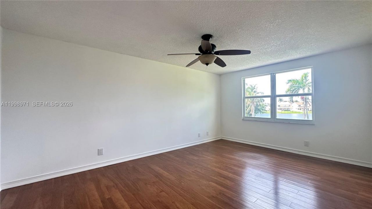 1141 Scarborough Dr , Davie, FL 33324 Photo