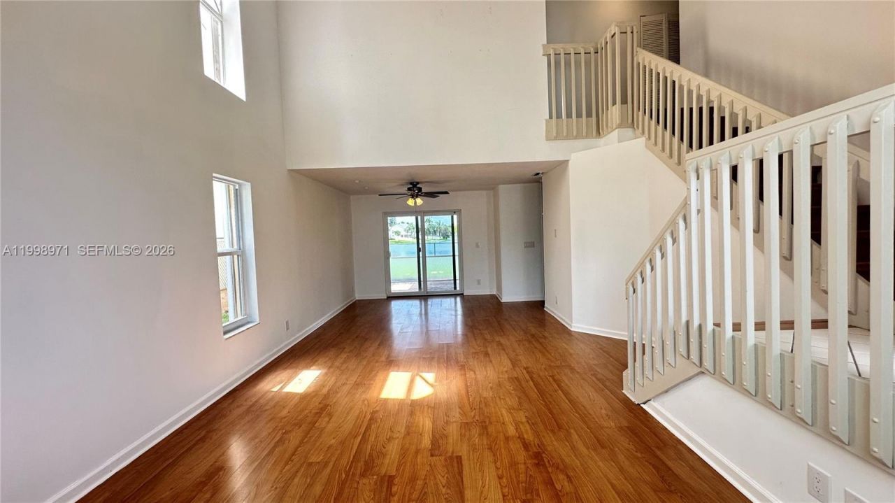 1141 Scarborough Dr , Davie, FL 33324 Photo