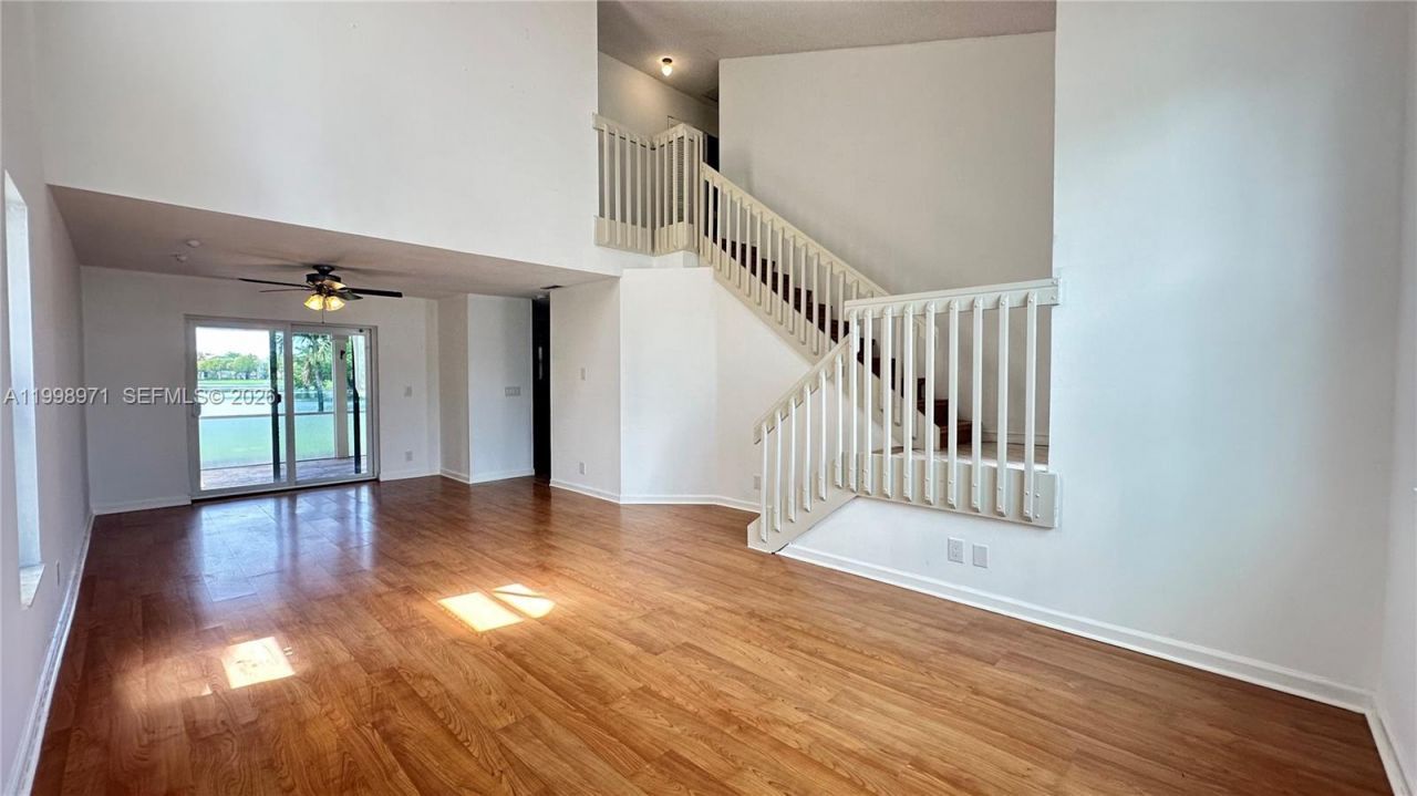 1141 Scarborough Dr , Davie, FL 33324 Photo