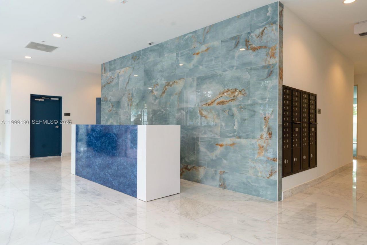 1850 Monroe St, Unit 306, Hollywood, FL 33020 Photo