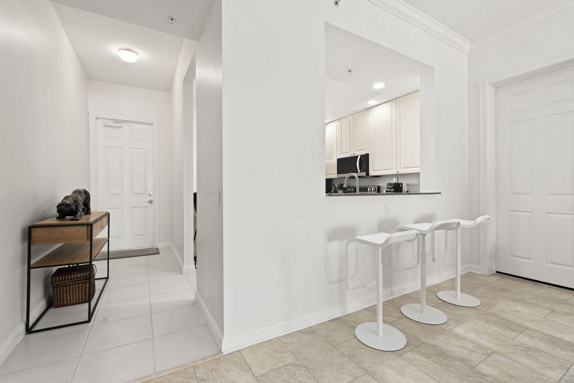 13 Harbour Isle Drive W, Unit Ph2, Fort Pierce, FL 34949 Photo