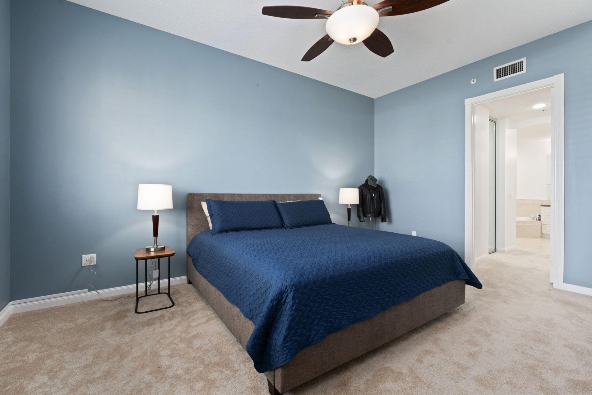 13 Harbour Isle Drive W, Unit Ph2, Fort Pierce, FL 34949 Photo