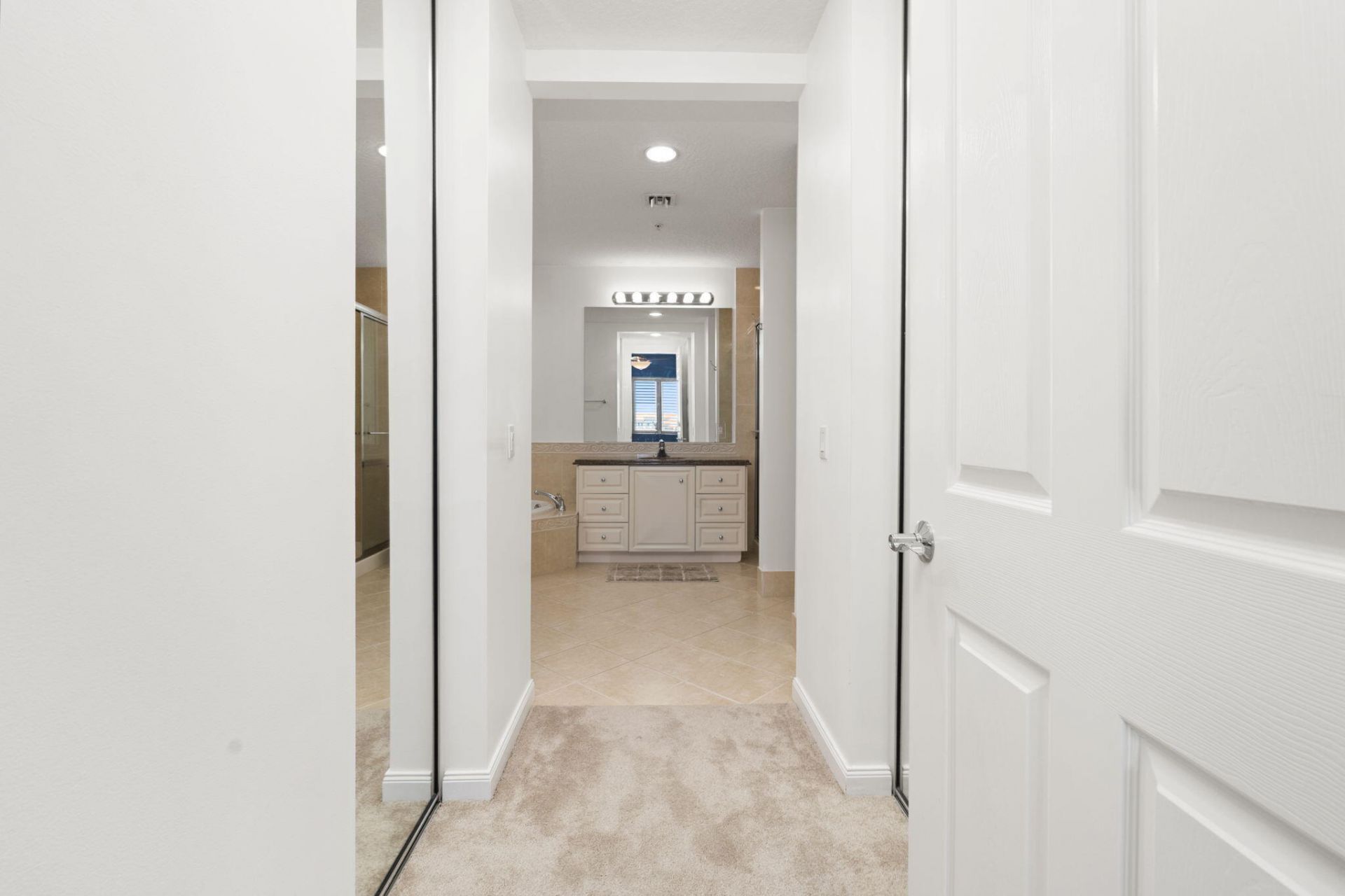 13 Harbour Isle Drive W, Unit Ph2, Fort Pierce, FL 34949 Photo