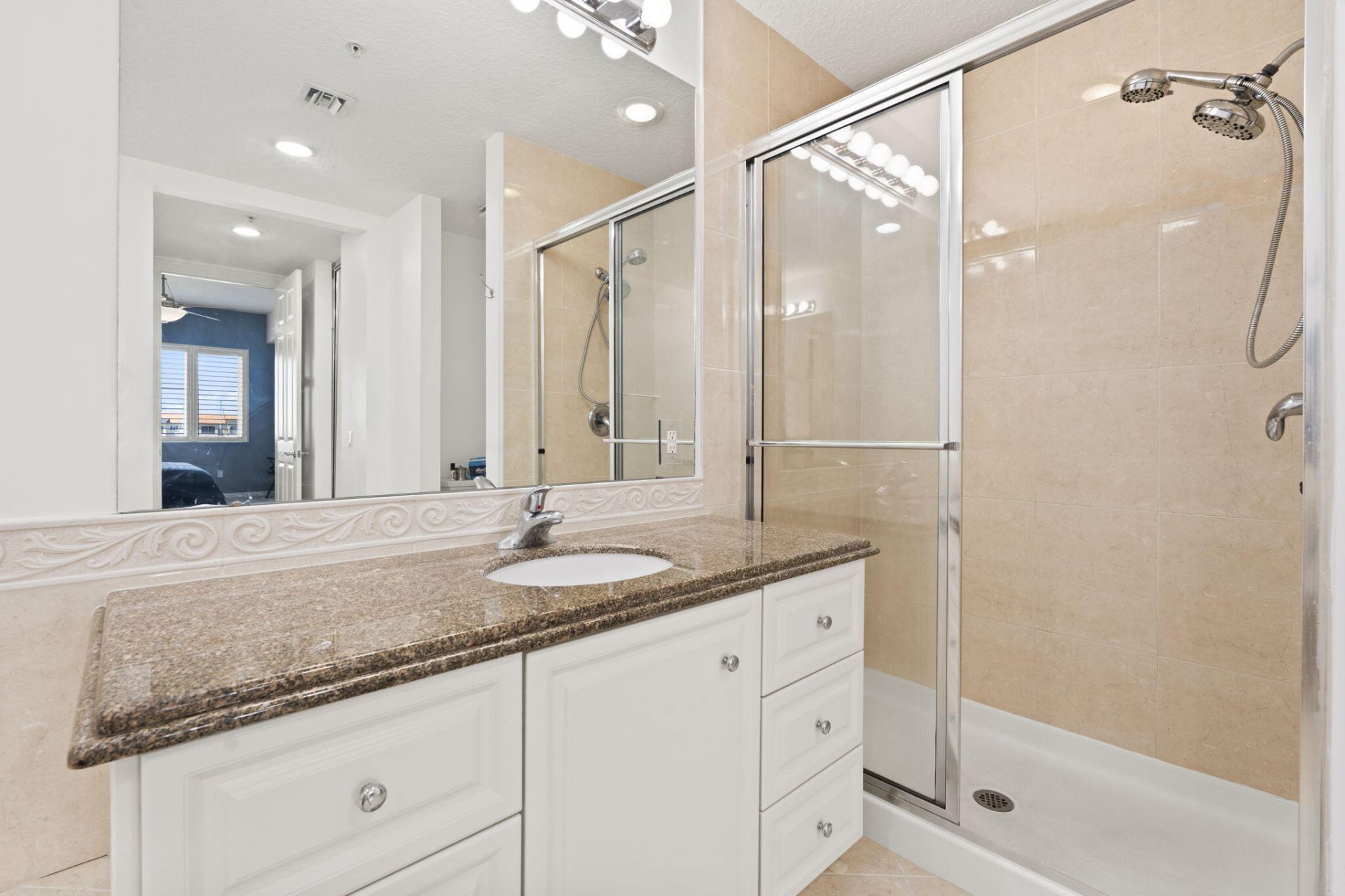 13 Harbour Isle Drive W, Unit Ph2, Fort Pierce, FL 34949 Photo