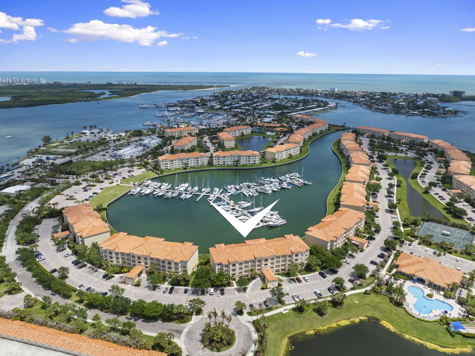 13 Harbour Isle Drive W, Unit Ph2, Fort Pierce, FL 34949 Photo