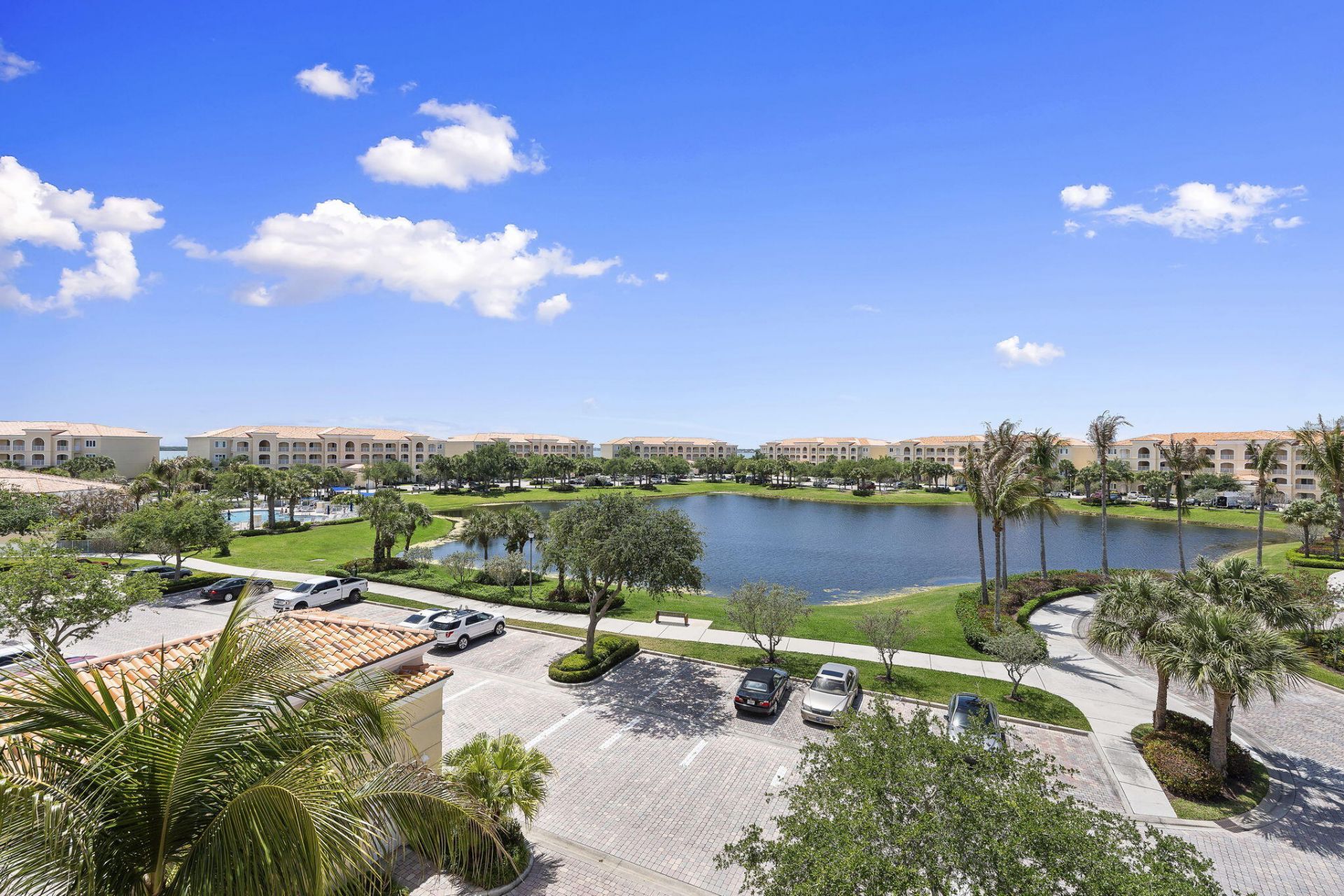 13 Harbour Isle Drive W, Unit Ph2, Fort Pierce, FL 34949 Photo