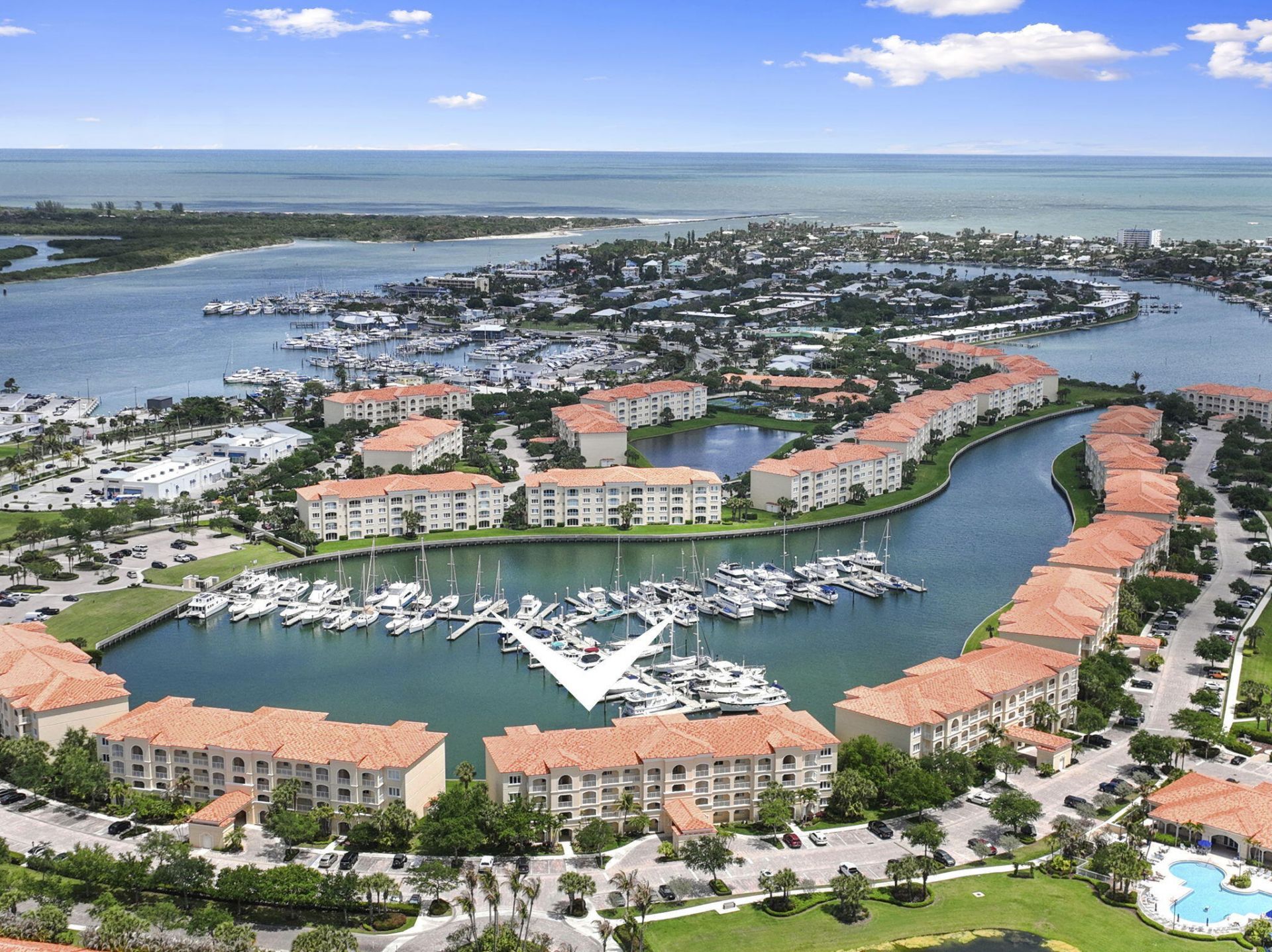 13 Harbour Isle Drive W, Unit Ph2, Fort Pierce, FL 34949 Photo