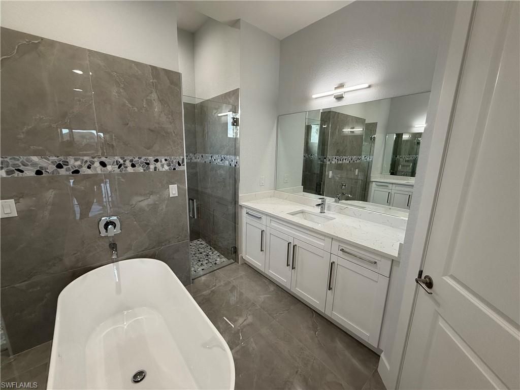 1636 Old Burnt Store Rd N, Cape Coral, FL 33993 Photo