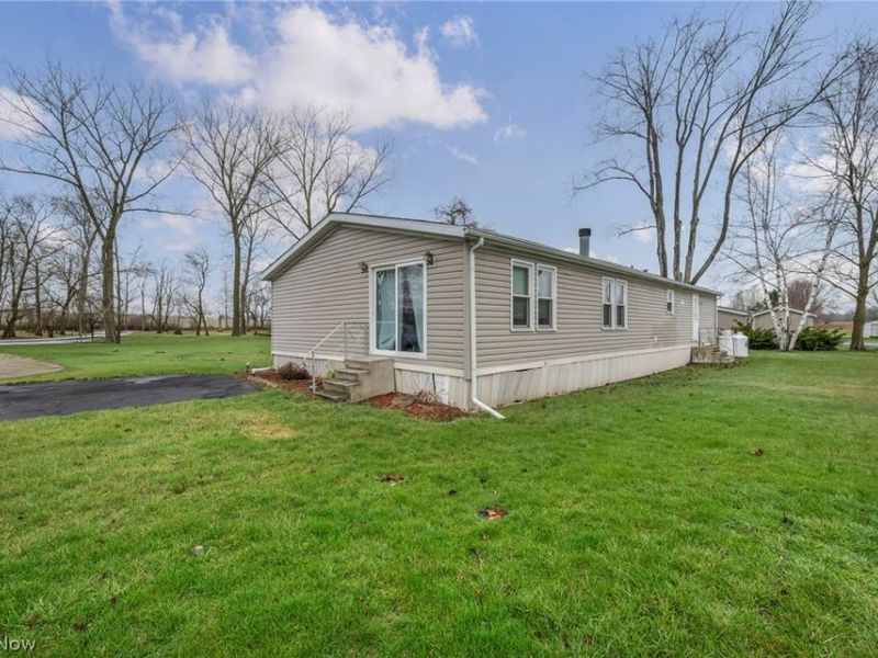 863 Peru Olena Road E, Unit 23, Norwalk, OH 44857 Photo 8