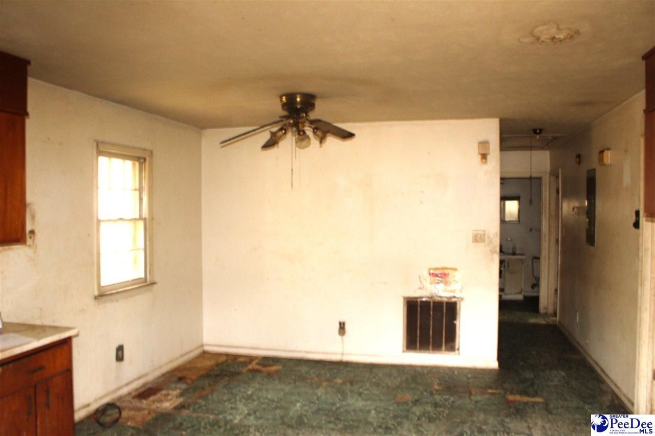 165 Pinestraw Rd. Photo 9