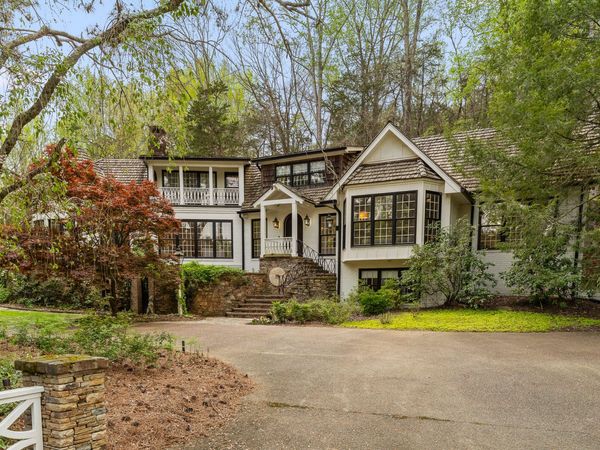 590 Springhill Dr, Cleveland, TN 37312