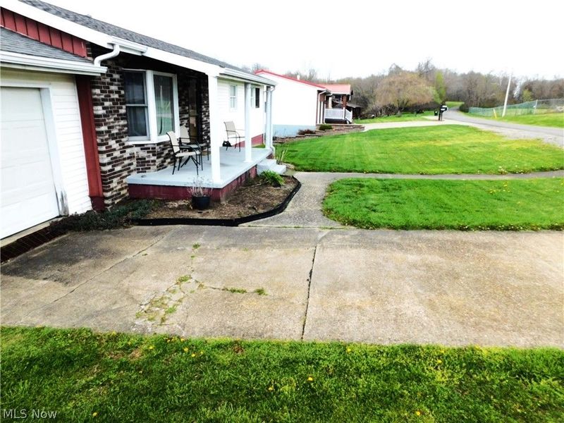 52235 West Drive, Beallsville, OH 43716 Photo 3