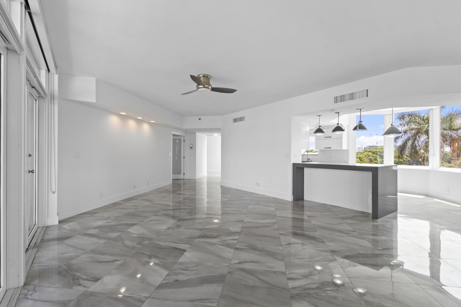 300 SE 5th Avenue, Unit 5180, Boca Raton, FL 33432 Photo