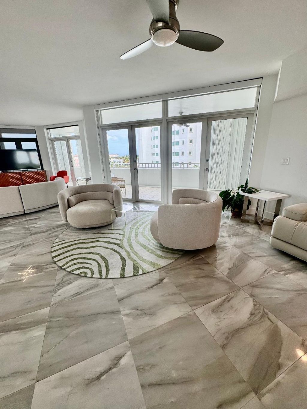 300 SE 5th Avenue, Unit 5180, Boca Raton, FL 33432 Photo