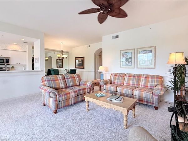 8505 Naples Heritage DR, Unit 133, NAPLES, FL 34112