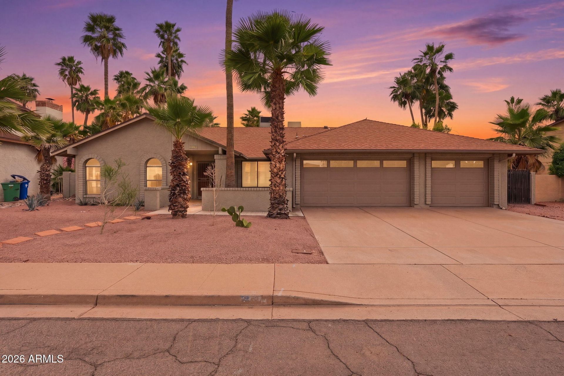 319 E Hackamore Street, Mesa, AZ 85201 Main Photo