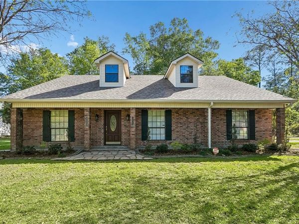 27200 HELTEMES Lane, Lacombe, LA 70445