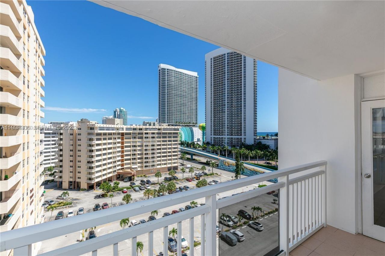 1849 S Ocean Dr, Unit 1103, Hallandale Beach, FL 33009 Photo
