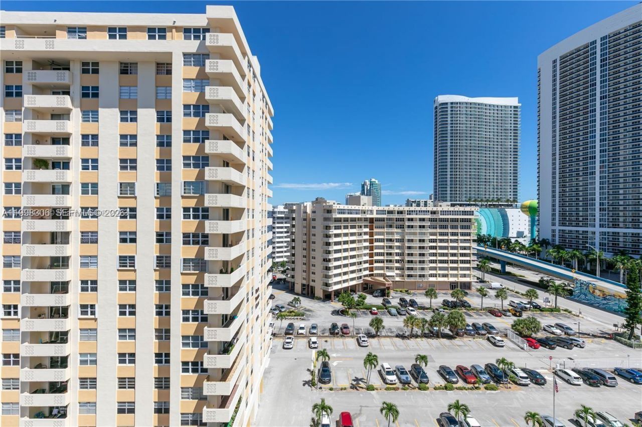1849 S Ocean Dr, Unit 1103, Hallandale Beach, FL 33009 Photo