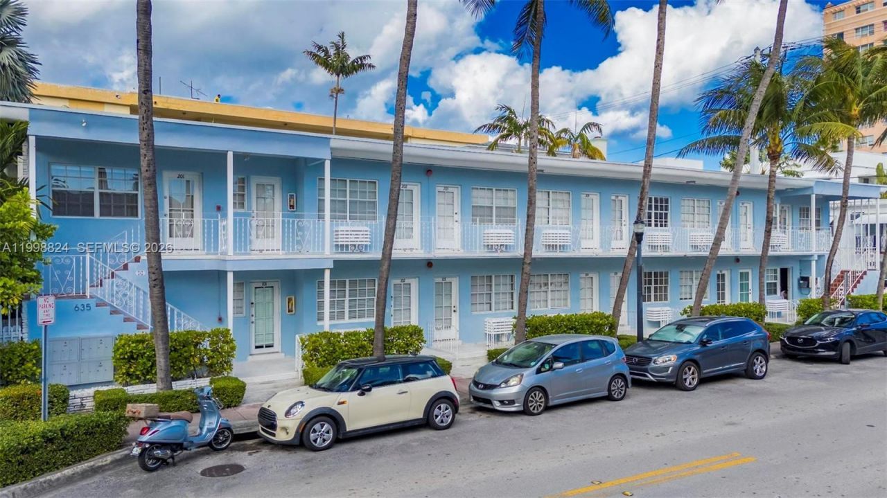 635 8th St, Unit 205, Miami Beach, FL 33139 Photo