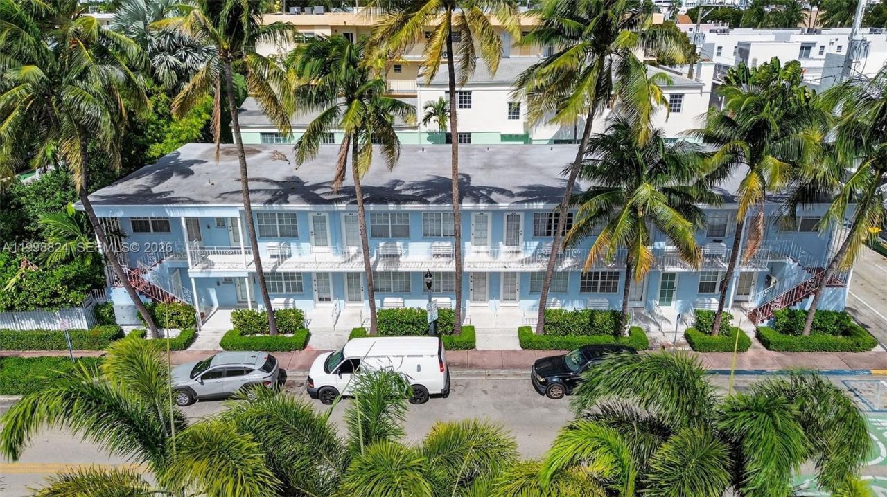 635 8th St, Unit 205, Miami Beach, FL 33139 Photo