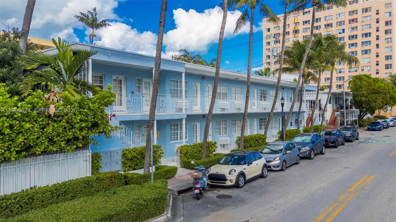 635 8th St, Unit 205, Miami Beach, FL 33139 Photo