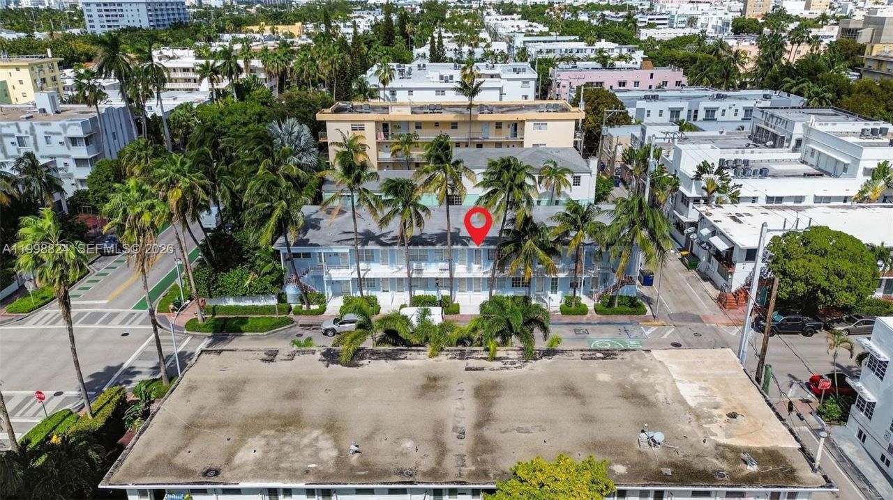 635 8th St, Unit 205, Miami Beach, FL 33139 Photo