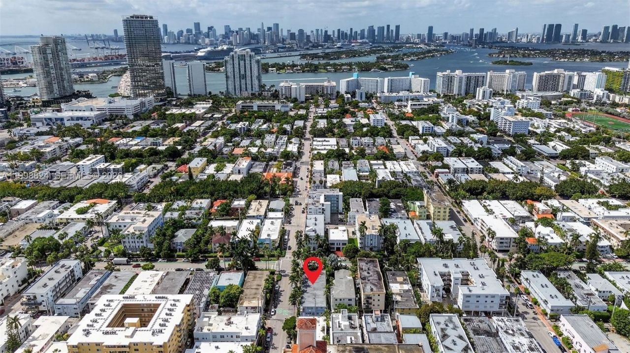 635 8th St, Unit 205, Miami Beach, FL 33139 Photo