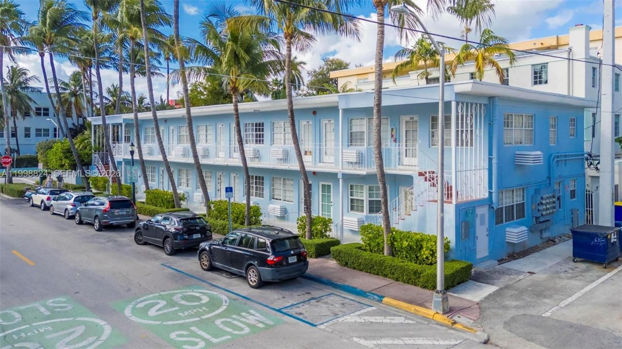 635 8th St, Unit 205, Miami Beach, FL 33139 Photo