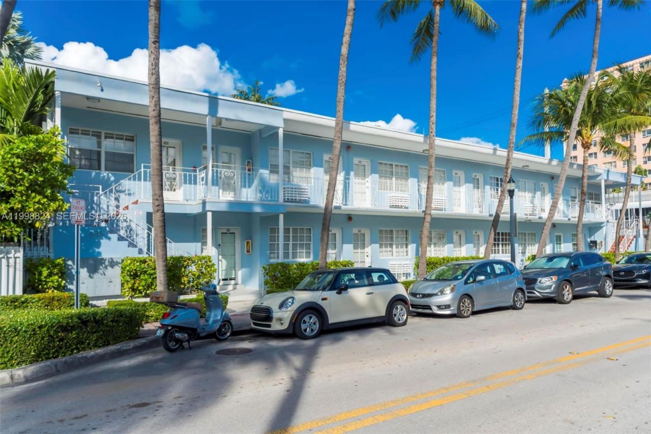 635 8th St, Unit 205, Miami Beach, FL 33139 Photo