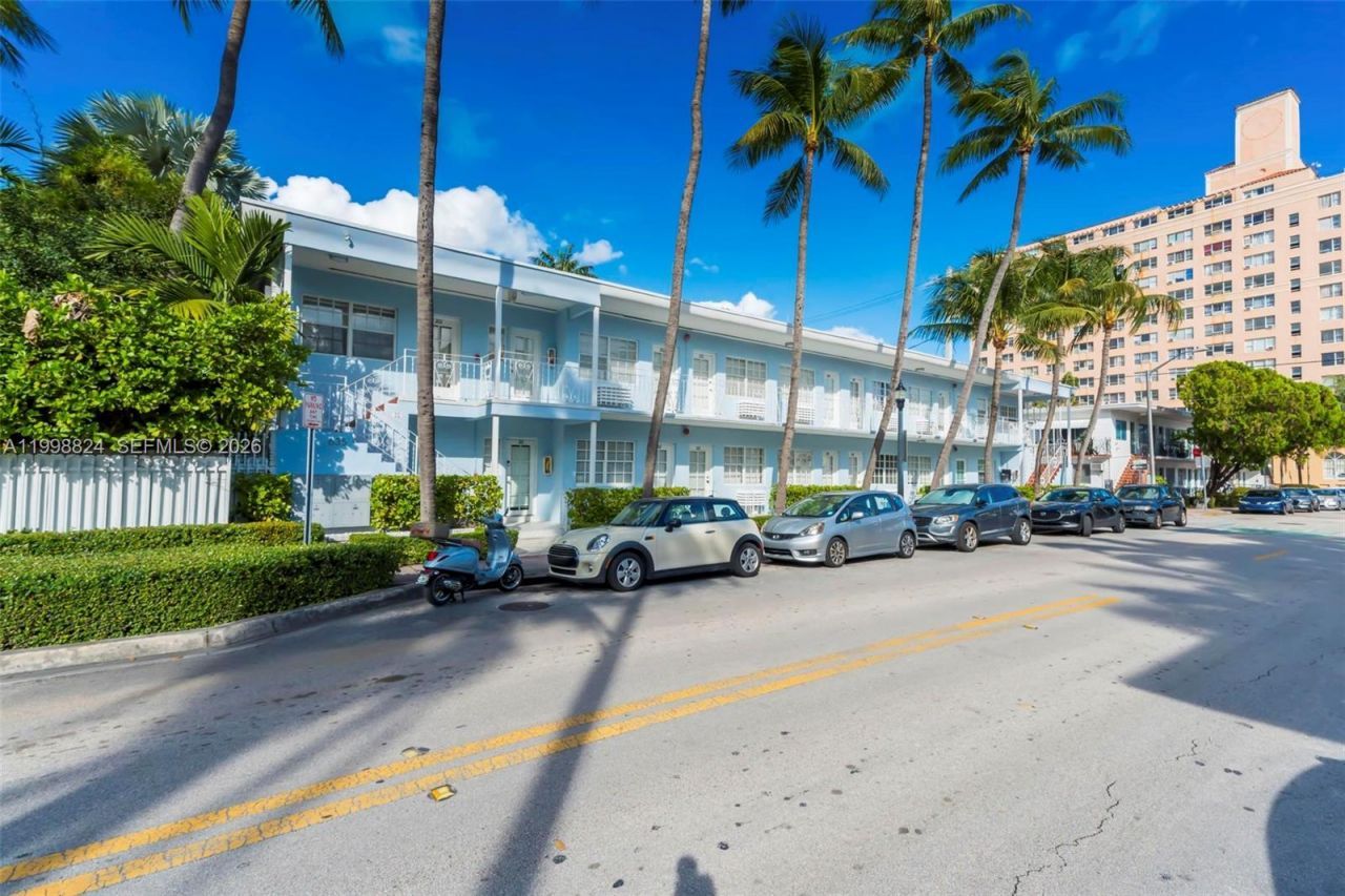 635 8th St, Unit 205, Miami Beach, FL 33139 Photo