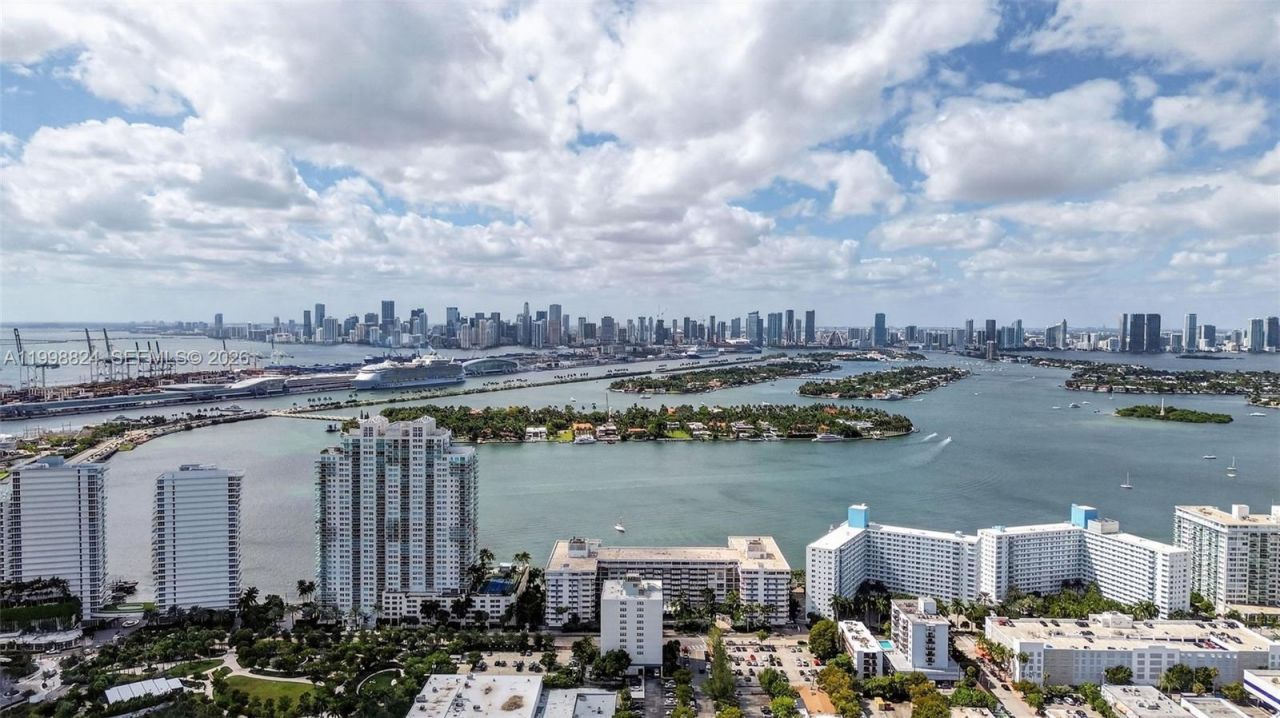 635 8th St, Unit 205, Miami Beach, FL 33139 Photo