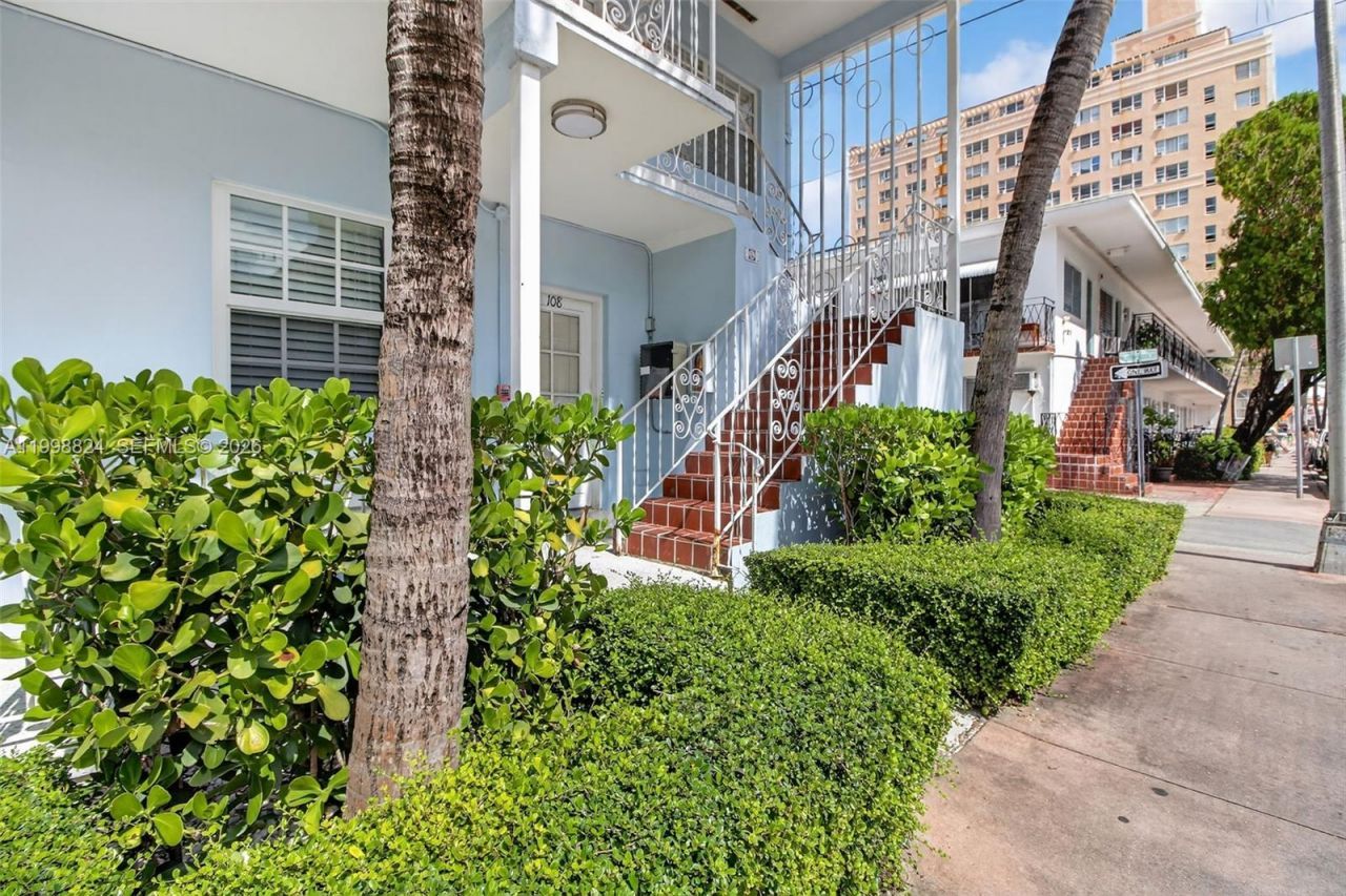 635 8th St, Unit 205, Miami Beach, FL 33139 Photo