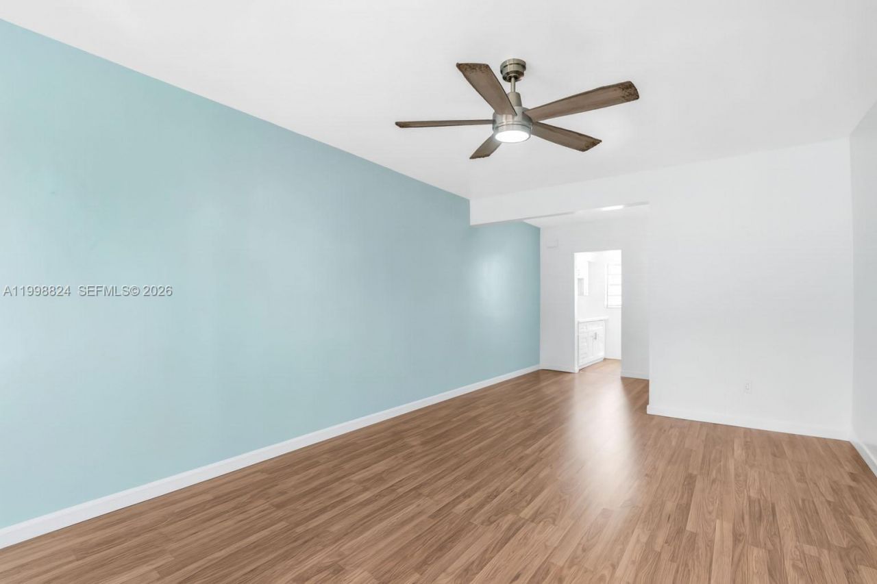 635 8th St, Unit 205, Miami Beach, FL 33139 Photo