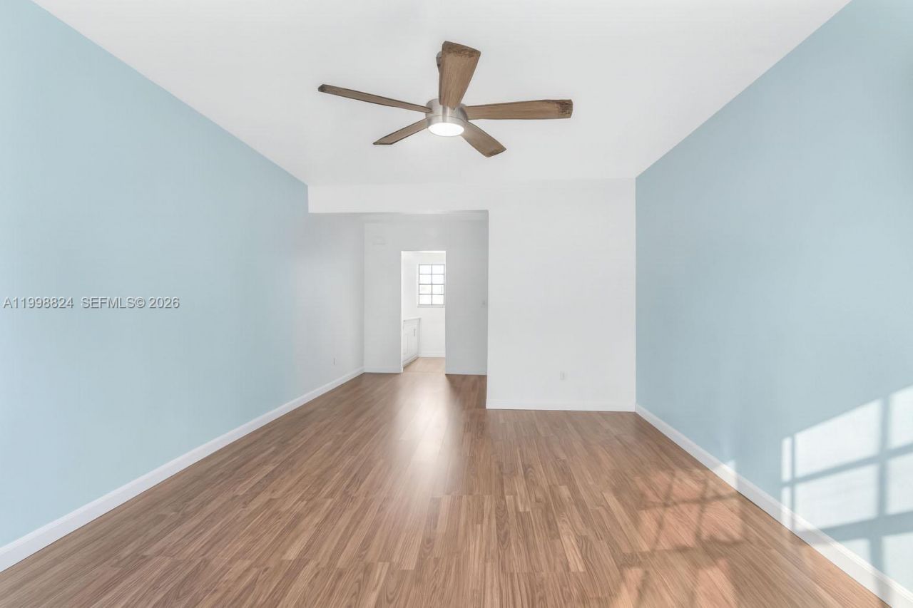 635 8th St, Unit 205, Miami Beach, FL 33139 Photo