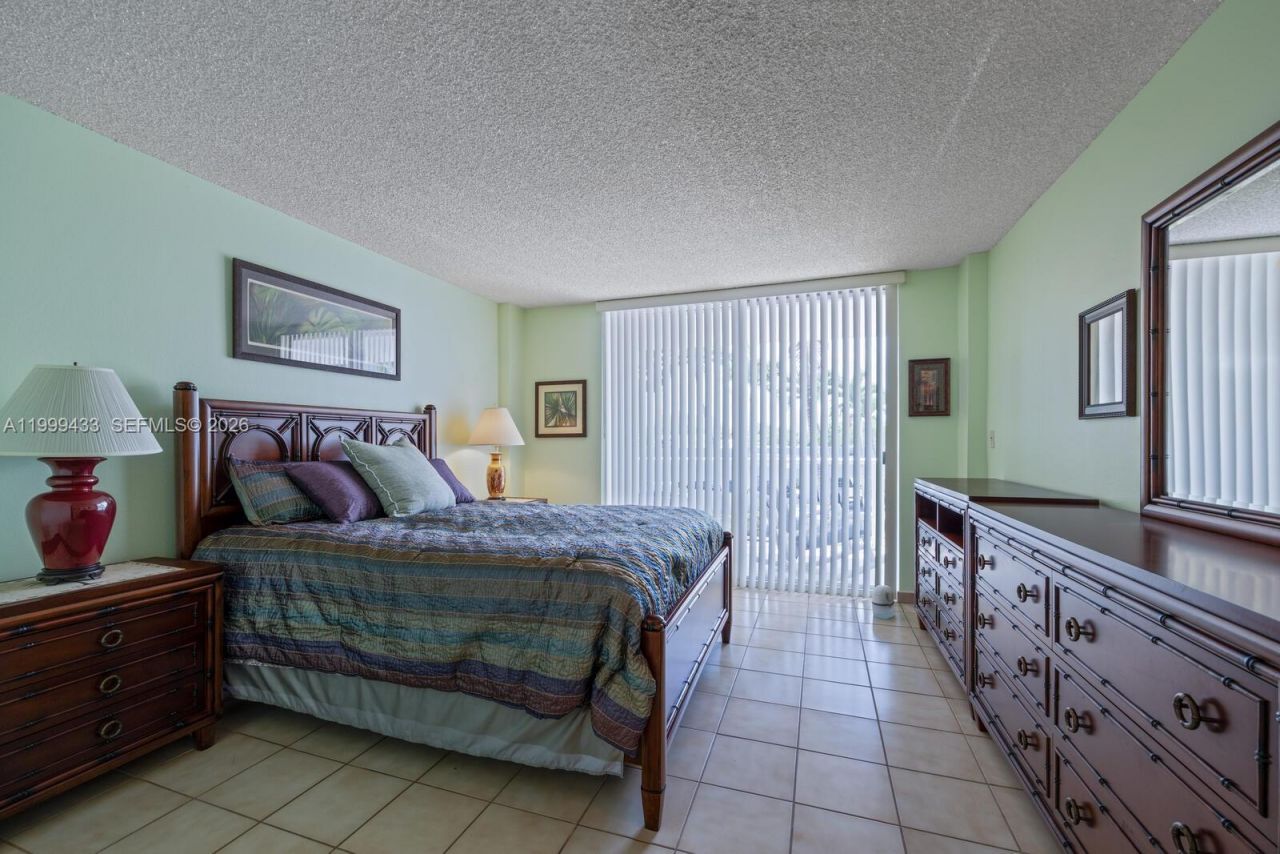 1800 NW 24th Ave , Unit 220, Miami, FL 33125 Photo